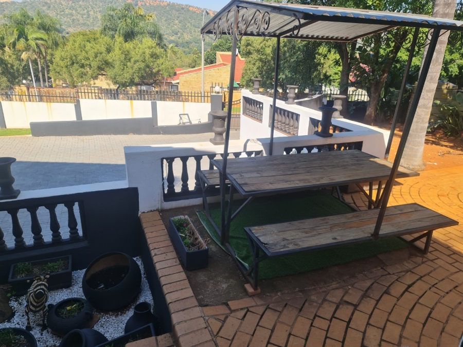4 Bedroom Property for Sale in Safari Gardens North West